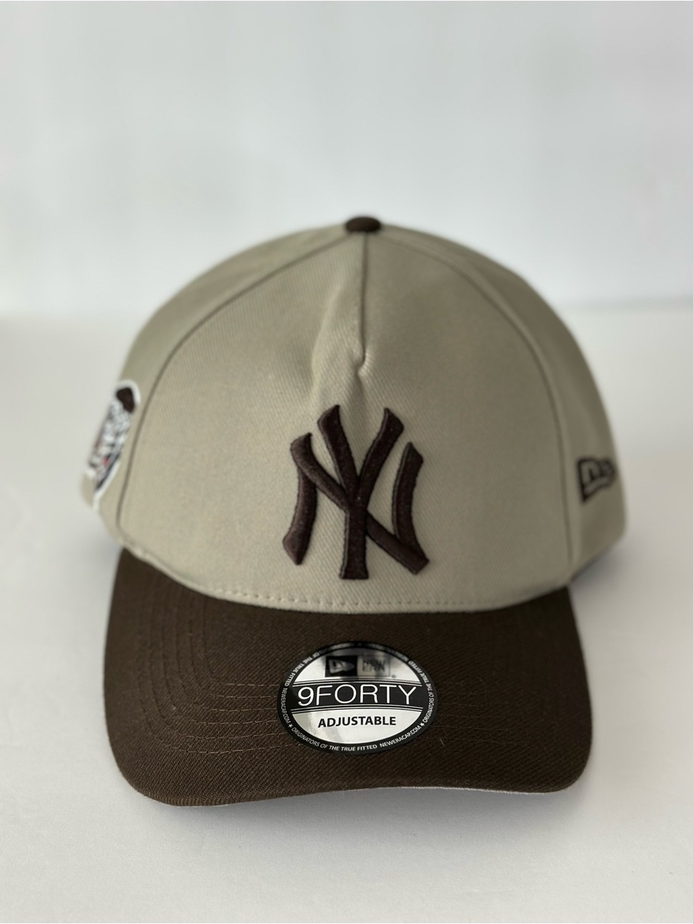 New Era New York Yankees 9FORTY Adjustable Hat Beige Brown MLB Cap NWT